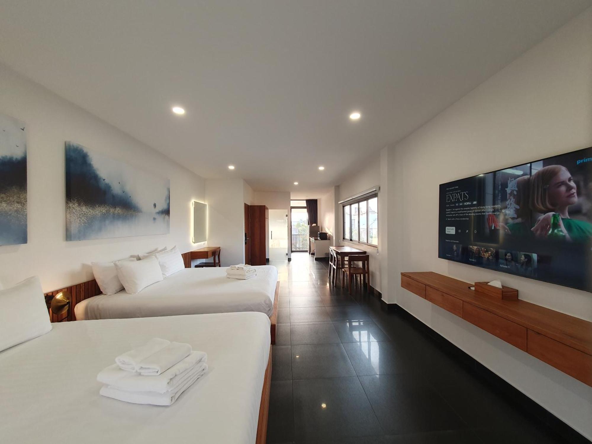 The Sila Suites - Intrawarorot チエンマイ エクステリア 写真